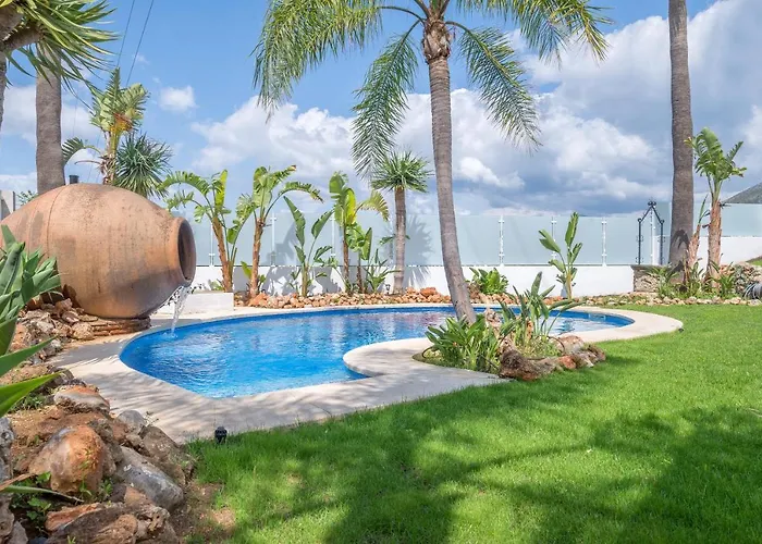 Jazz Close To Golden Mile Villa *