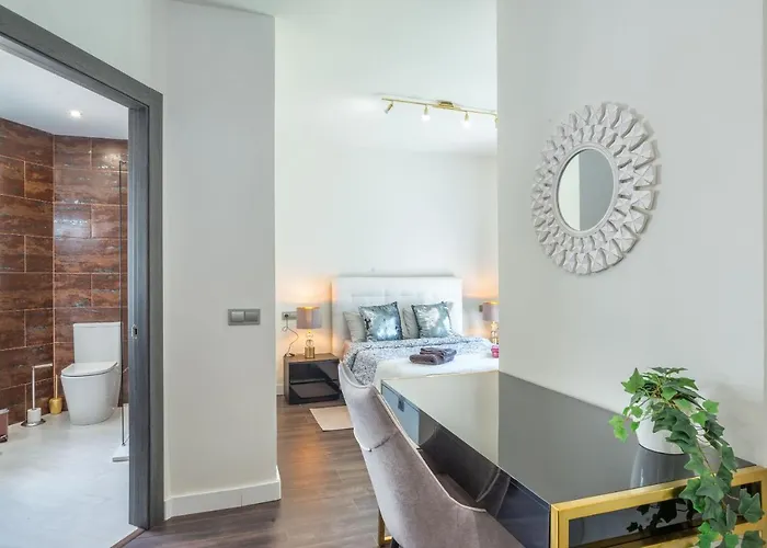 Villa Jazz Close To Golden Mile