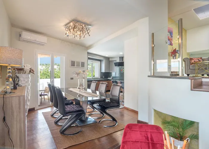Villa Jazz Close To Golden Mile Marbella