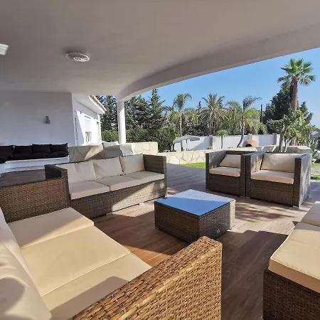 Jazz Close To Golden Mile Villa *